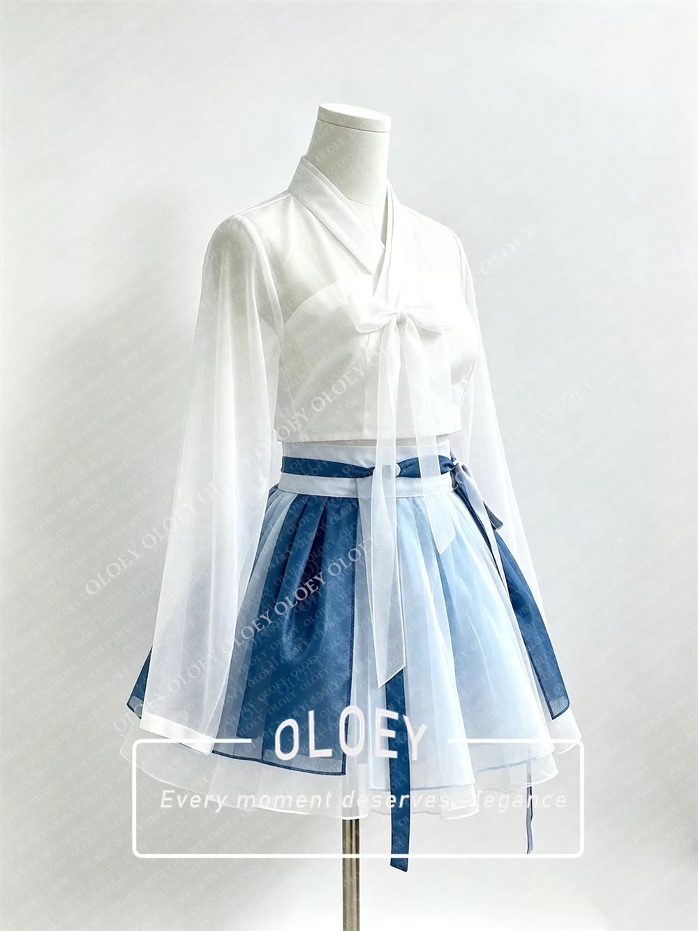 ชุดฮันบกสั้นสไตล์โมเดิร์น OLOE - Modern Korean Lifestyle บทวิจารณ์และราคา